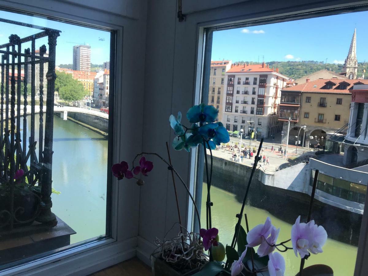 Old Town & River Bilbao Buitenkant foto